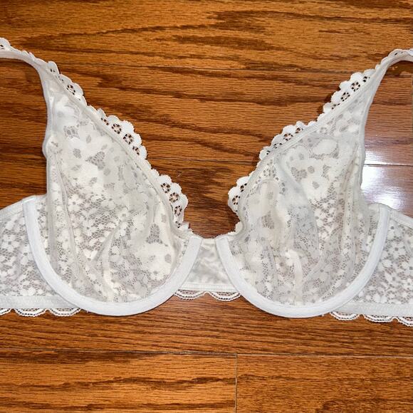 Victorias Secret Body by Victoria Unlined Demi Ivory Lace Bra Size 34C - Picture 8 of 12
